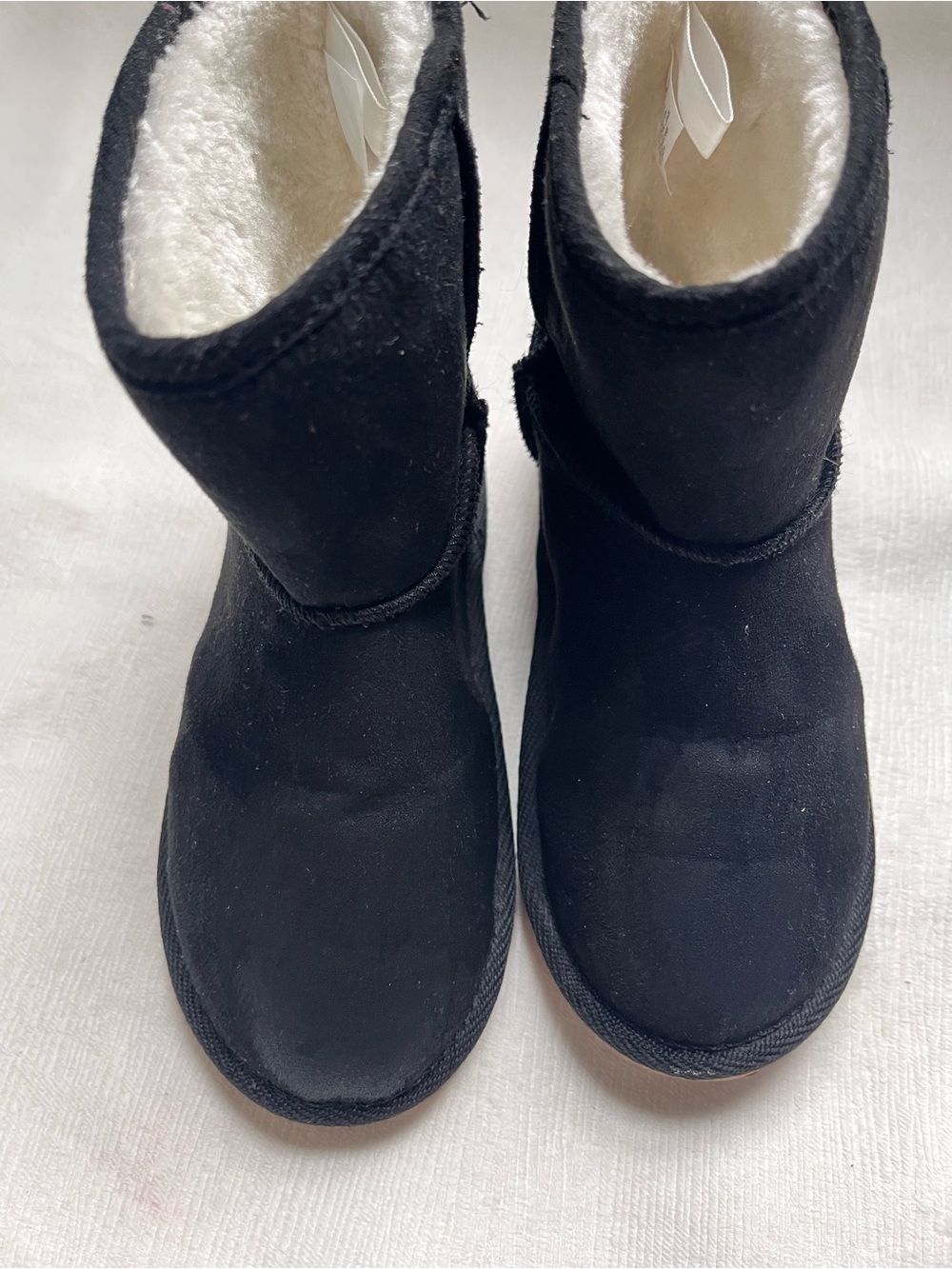 Old Navy Black Kids Fleece-Lined Faux-Suede Boots size 11 - Picture 2 of 6